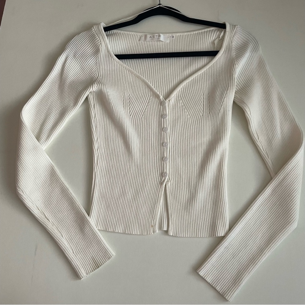 Small ASTR  THE LABEL Anthropologie white Sweater cardigan top